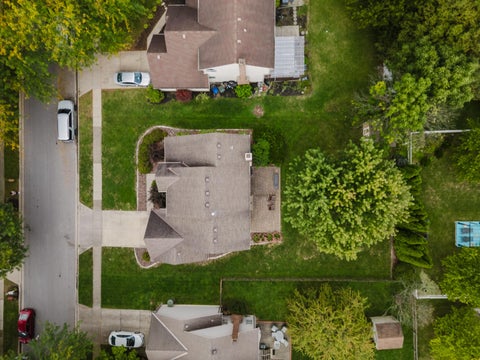 Tiny photo for 976 Karlslyle Drive, Columbus, OH 43228 (MLS # 226036009)