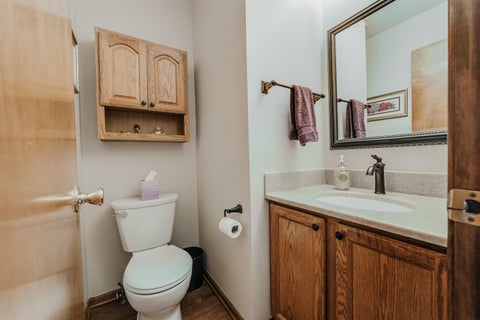 Tiny photo for 976 Karlslyle Drive, Columbus, OH 43228 (MLS # 226036009)