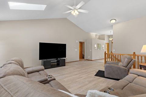 Tiny photo for 6086 Hemingway Place, Westerville, OH 43082 (MLS # 225037178)