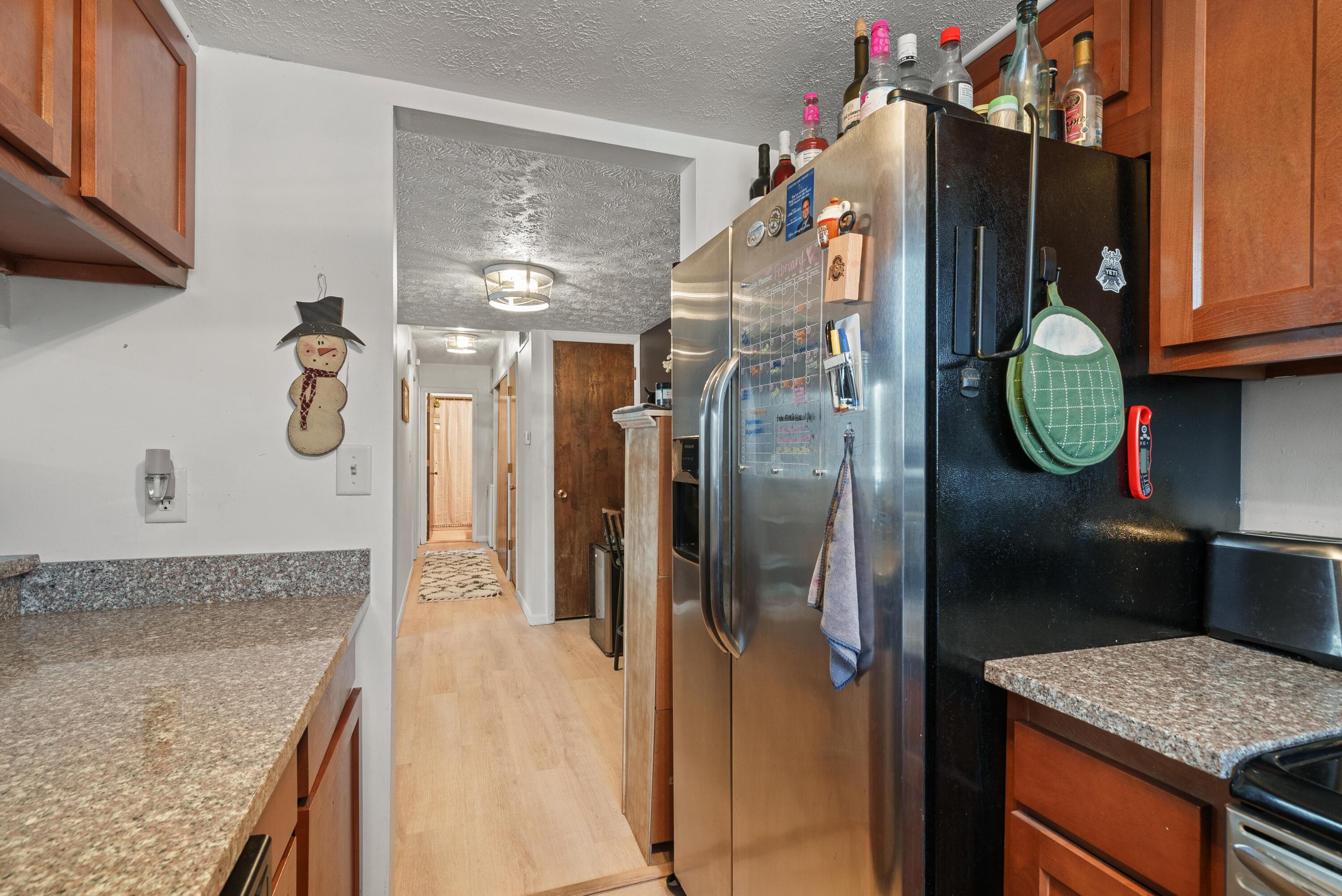 2424 Ravenel Drive, Columbus, Ohio image 13