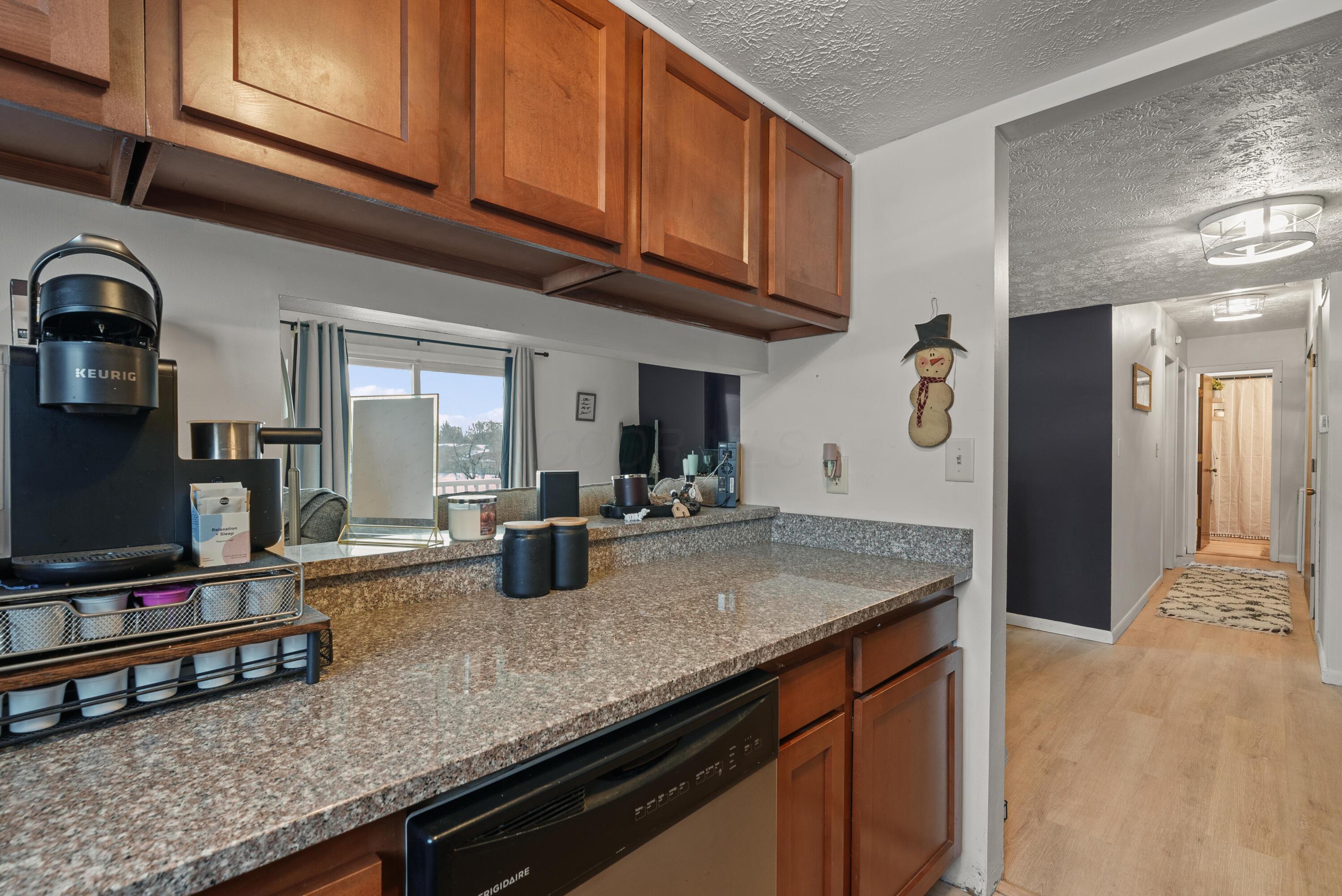 2424 Ravenel Drive, Columbus, Ohio image 14