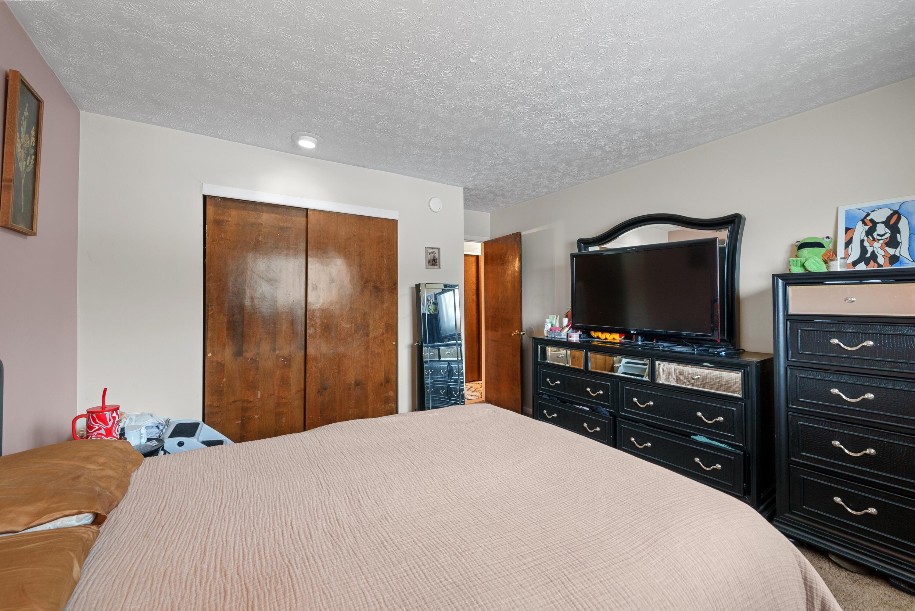 2424 Ravenel Drive, Columbus, Ohio image 17