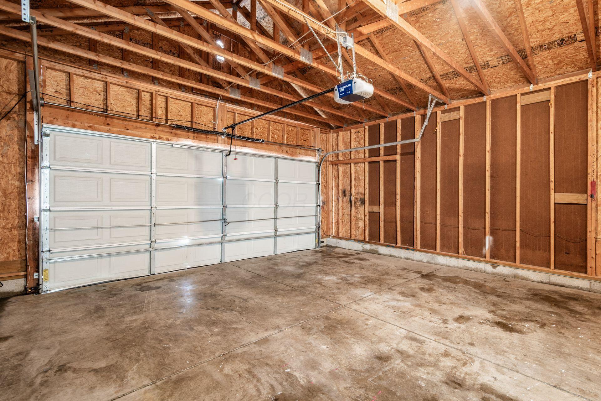 3242 Herr Drive, Groveport, Ohio image 38