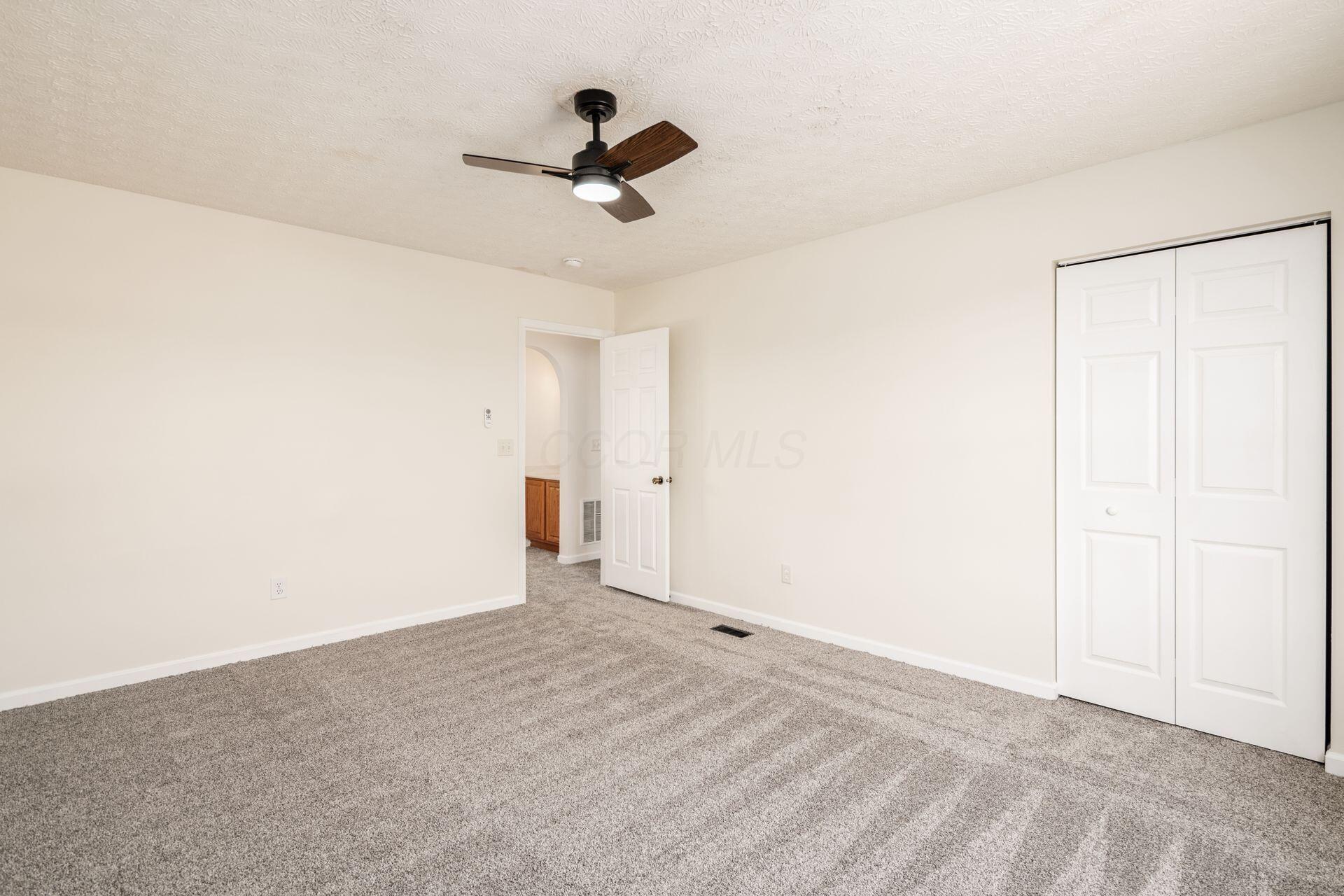3242 Herr Drive, Groveport, Ohio image 26