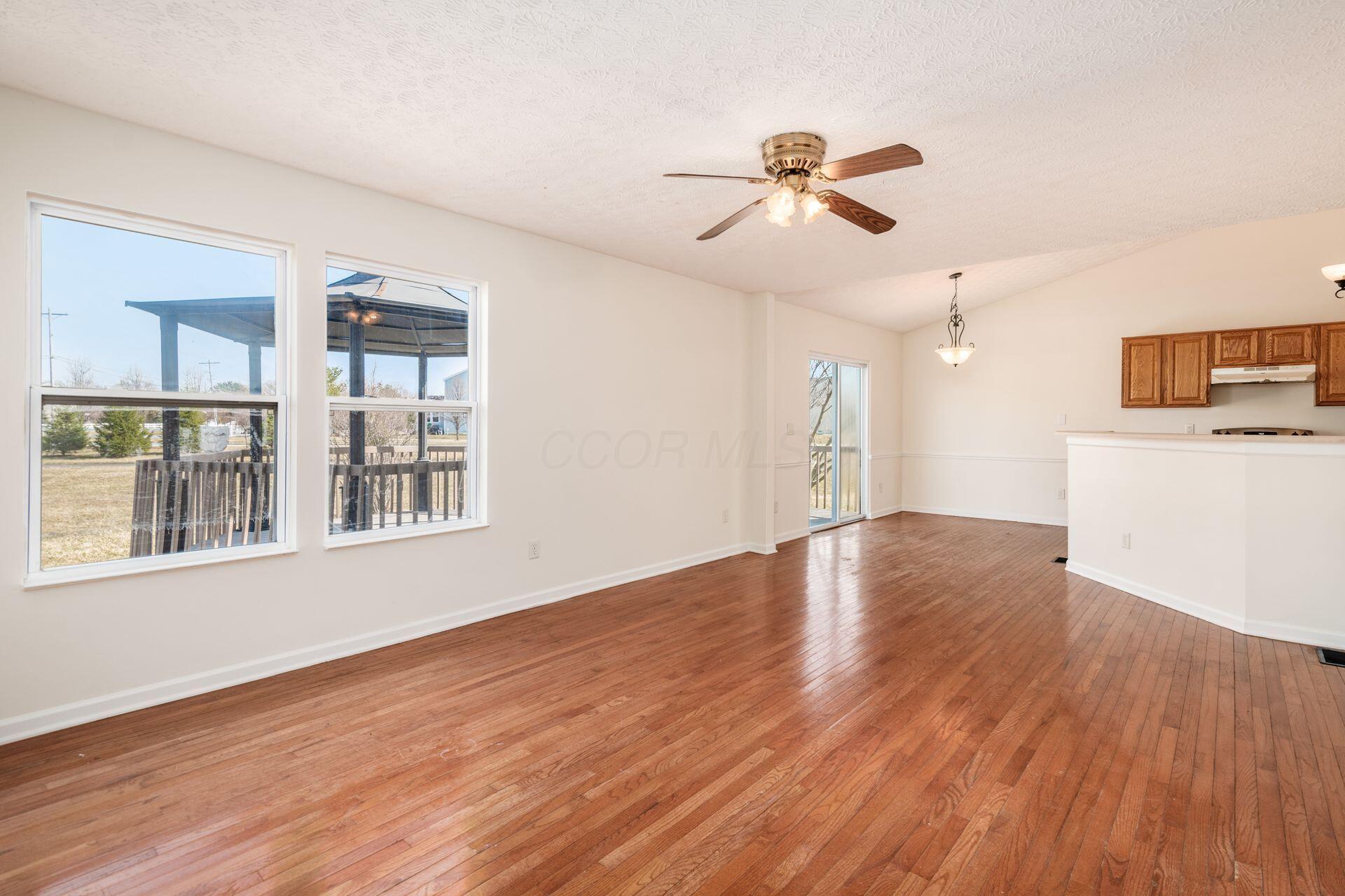 3242 Herr Drive, Groveport, Ohio image 13