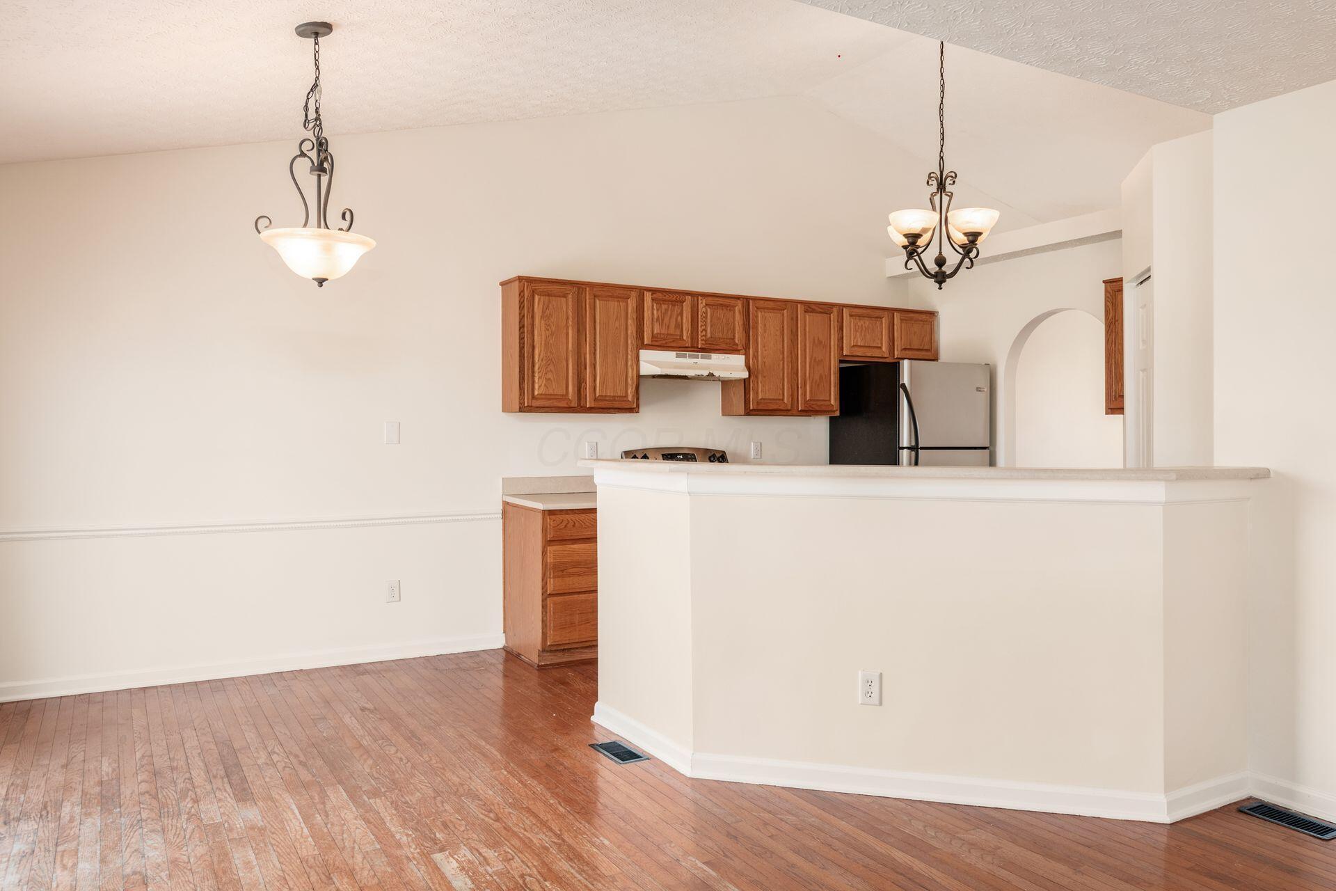 3242 Herr Drive, Groveport, Ohio image 12