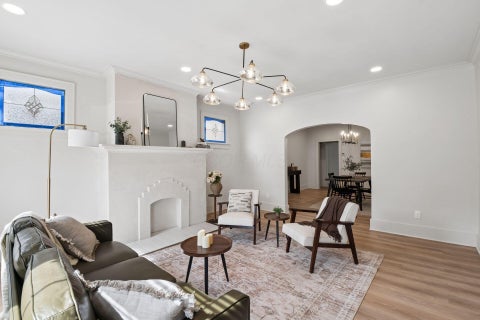 Tiny photo for 486 E Whittier Street, Columbus, OH 43206 (MLS # 226037318)