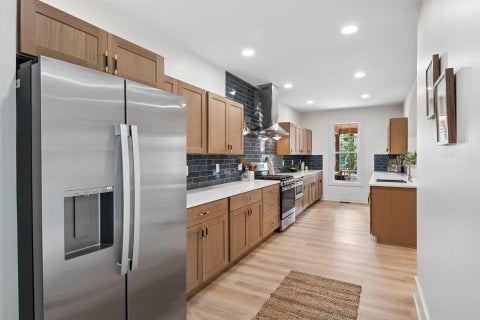 Tiny photo for 486 E Whittier Street, Columbus, OH 43206 (MLS # 226037318)
