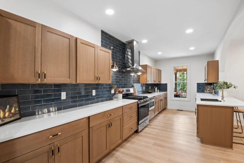 Tiny photo for 486 E Whittier Street, Columbus, OH 43206 (MLS # 226037318)