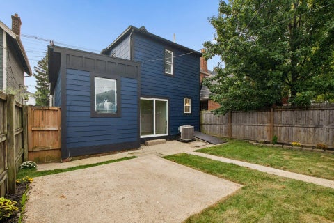 Tiny photo for 486 E Whittier Street, Columbus, OH 43206 (MLS # 226037318)