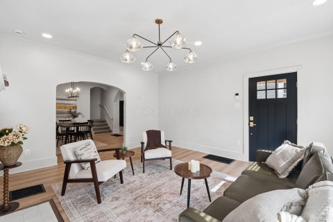 Tiny photo for 486 E Whittier Street, Columbus, OH 43206 (MLS # 226037318)