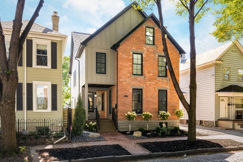 Photo of 529 E Beck Street, Columbus, OH 43206 (MLS # 226037224)