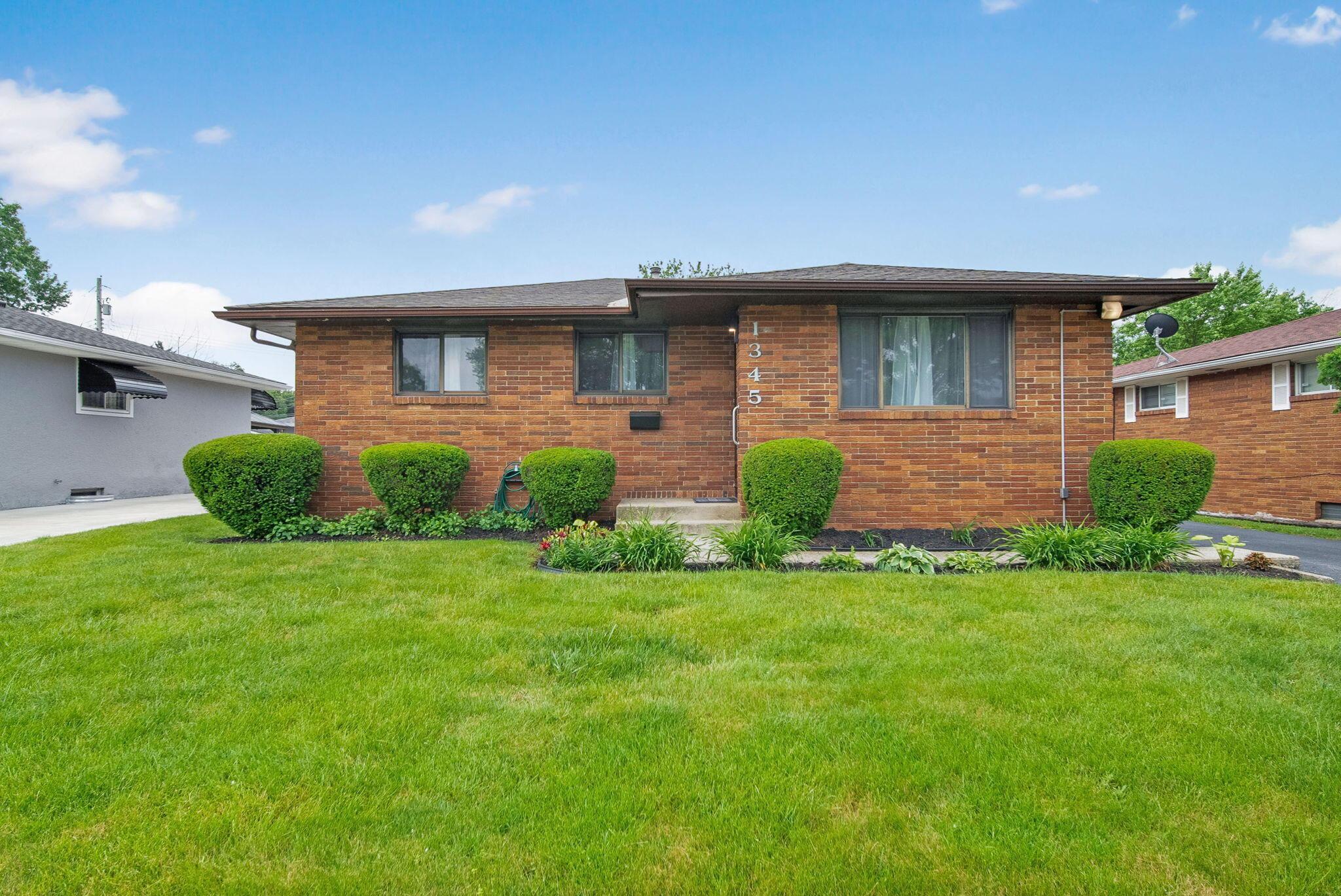 1345 Molly Lane, Columbus, Ohio image 2