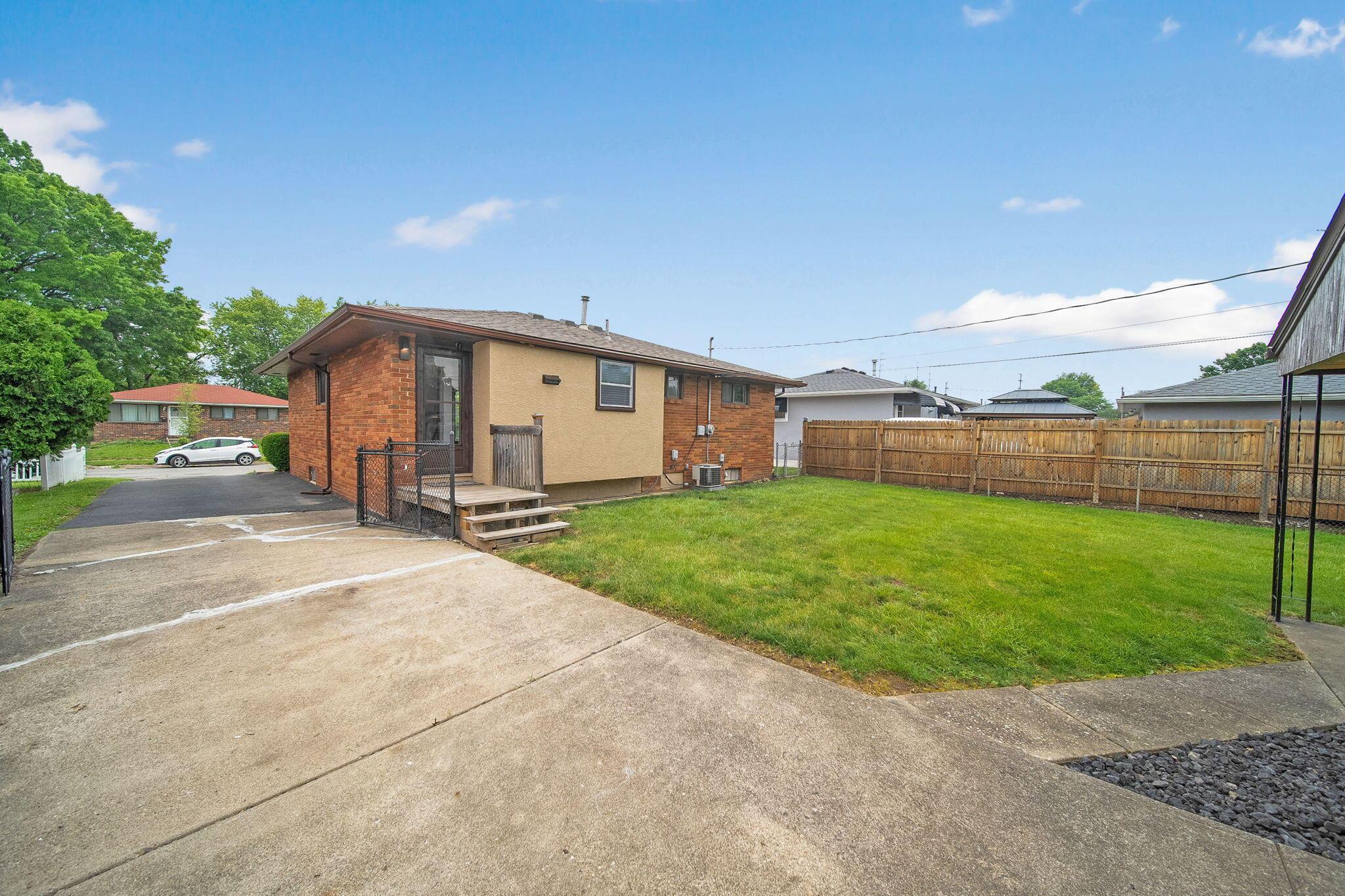 1345 Molly Lane, Columbus, Ohio image 28