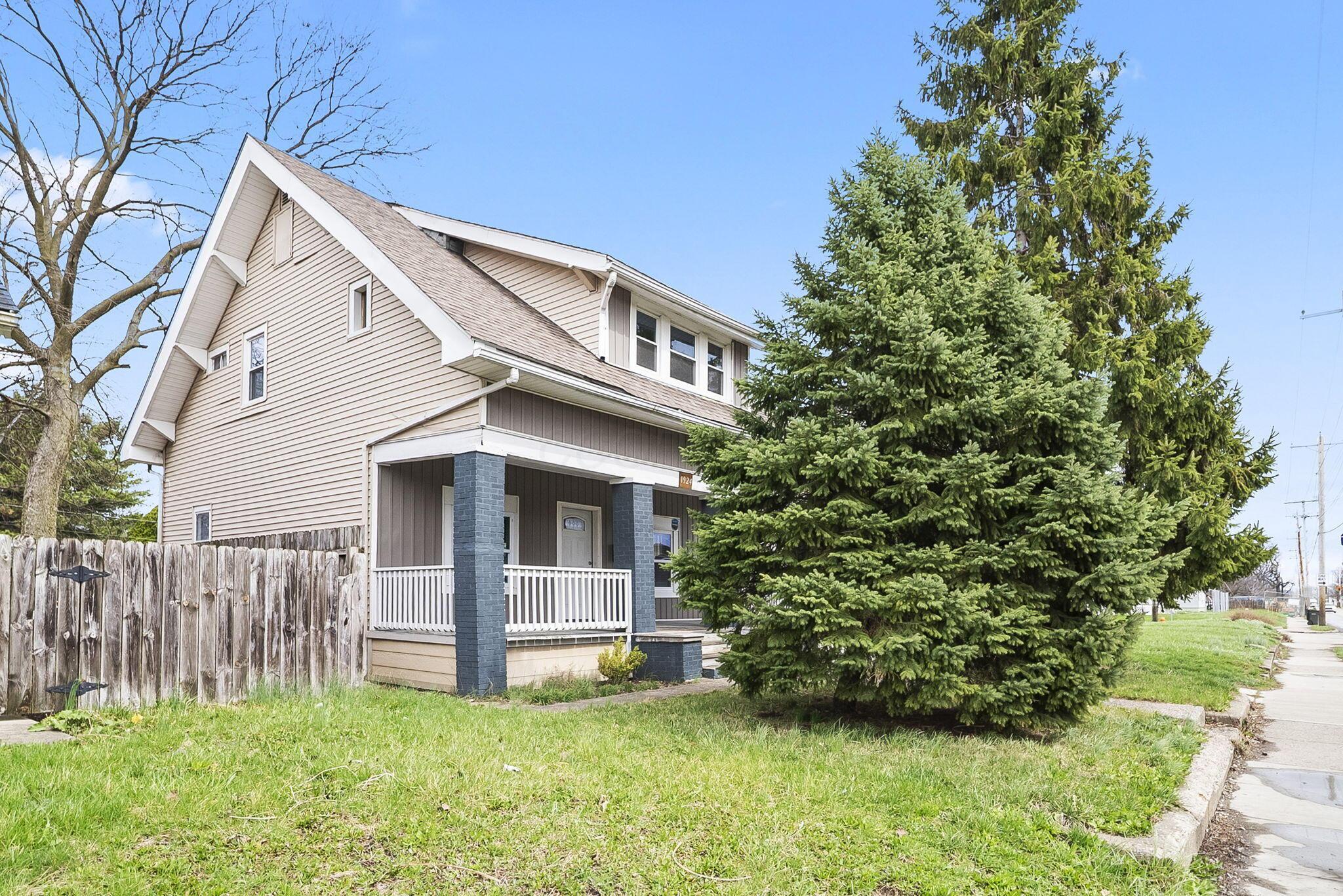 1924 Sullivant Avenue