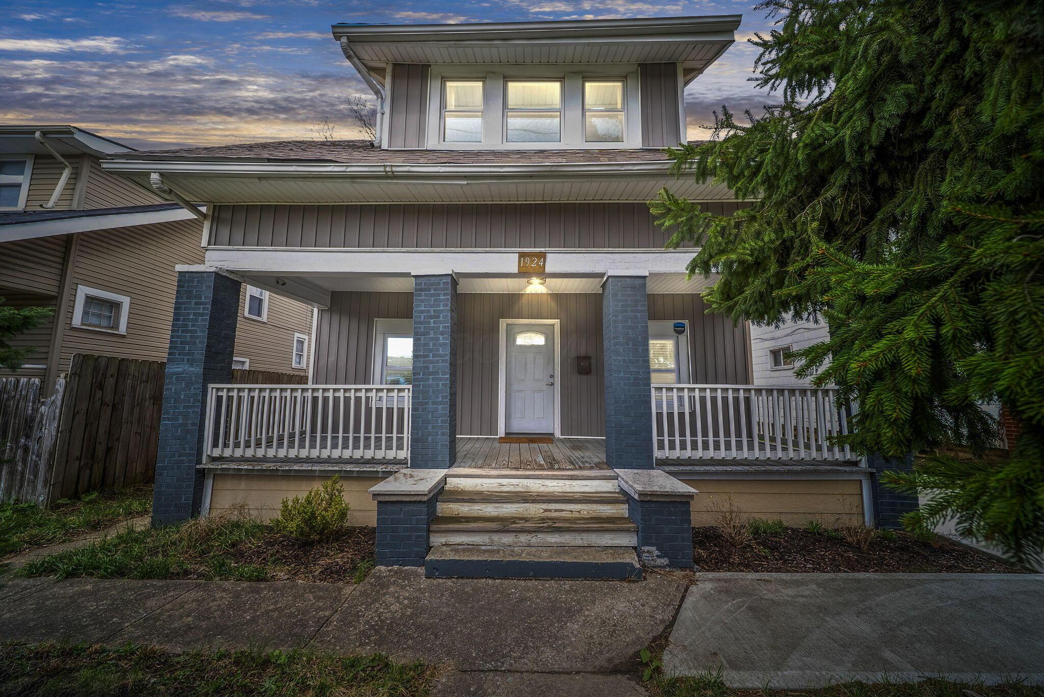 1924 Sullivant Avenue