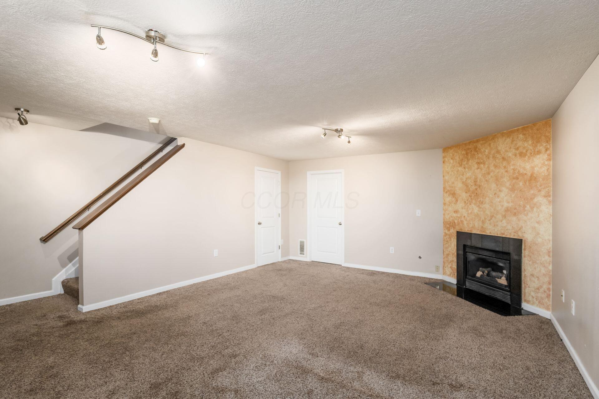 5164 Twin Falls Drive, Dublin, Ohio image 13