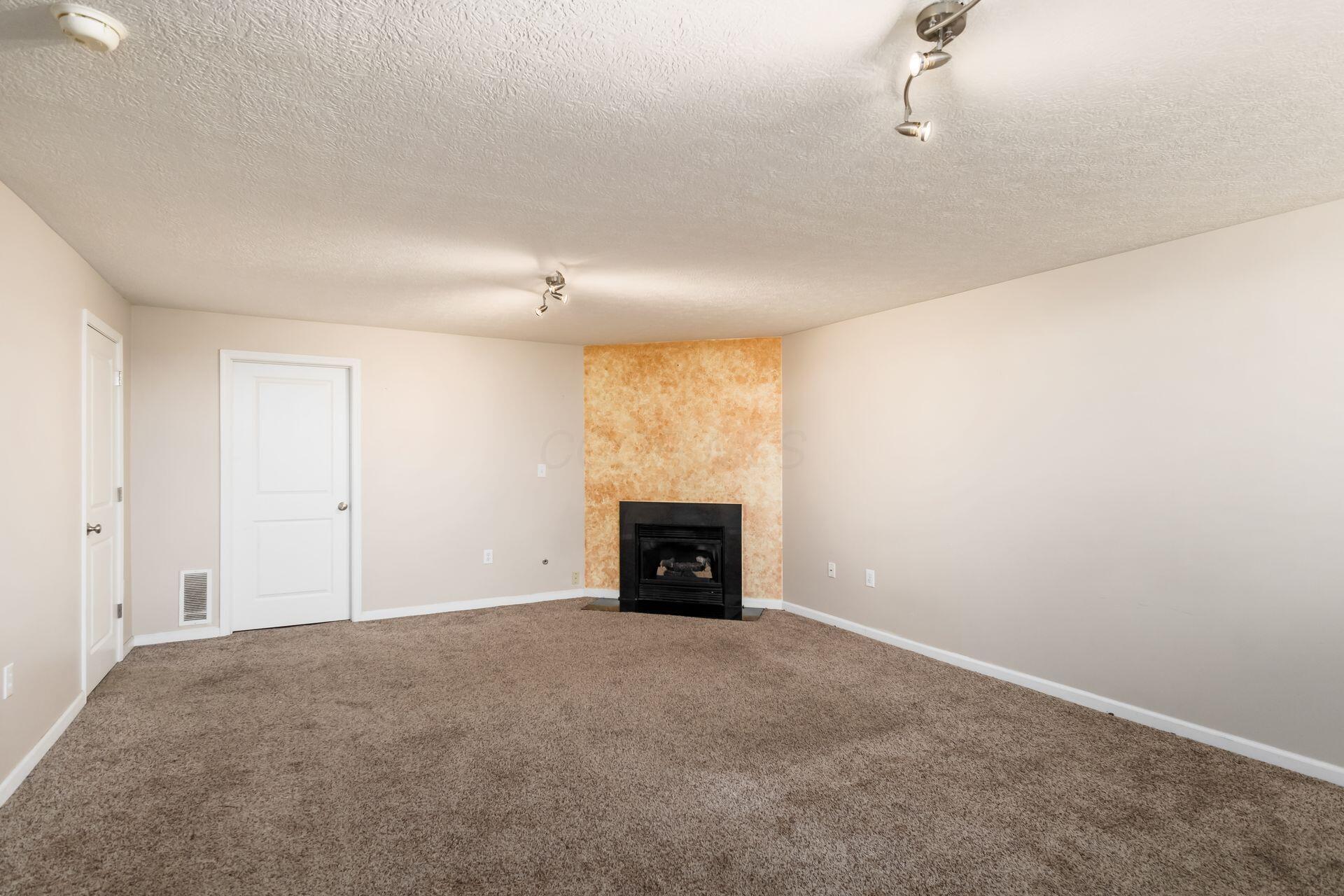 5164 Twin Falls Drive, Dublin, Ohio image 12