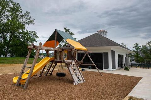 Tiny photo for 15190 Shoreline Drive, Thornville, OH 43076 (MLS # 226006248)