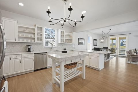 Tiny photo for 15190 Shoreline Drive, Thornville, OH 43076 (MLS # 226006248)