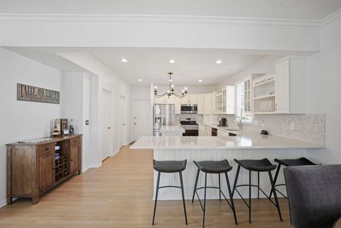 Tiny photo for 15190 Shoreline Drive, Thornville, OH 43076 (MLS # 226006248)