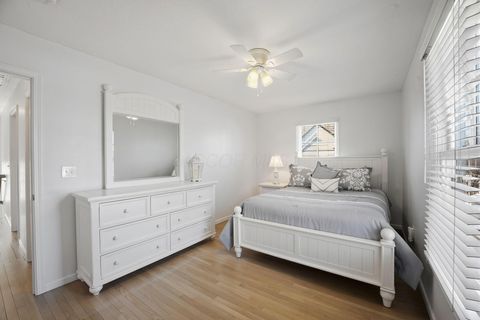 Tiny photo for 15190 Shoreline Drive, Thornville, OH 43076 (MLS # 226006248)