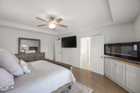 Tiny photo for 15190 Shoreline Drive, Thornville, OH 43076 (MLS # 226006248)