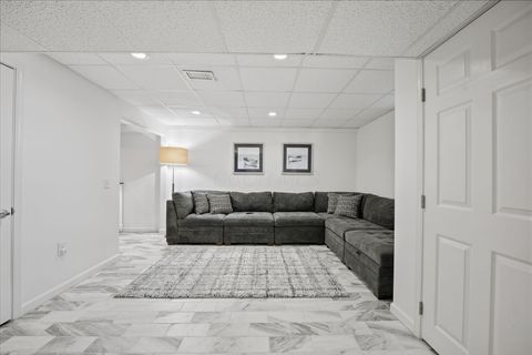 Tiny photo for 15190 Shoreline Drive, Thornville, OH 43076 (MLS # 226006248)