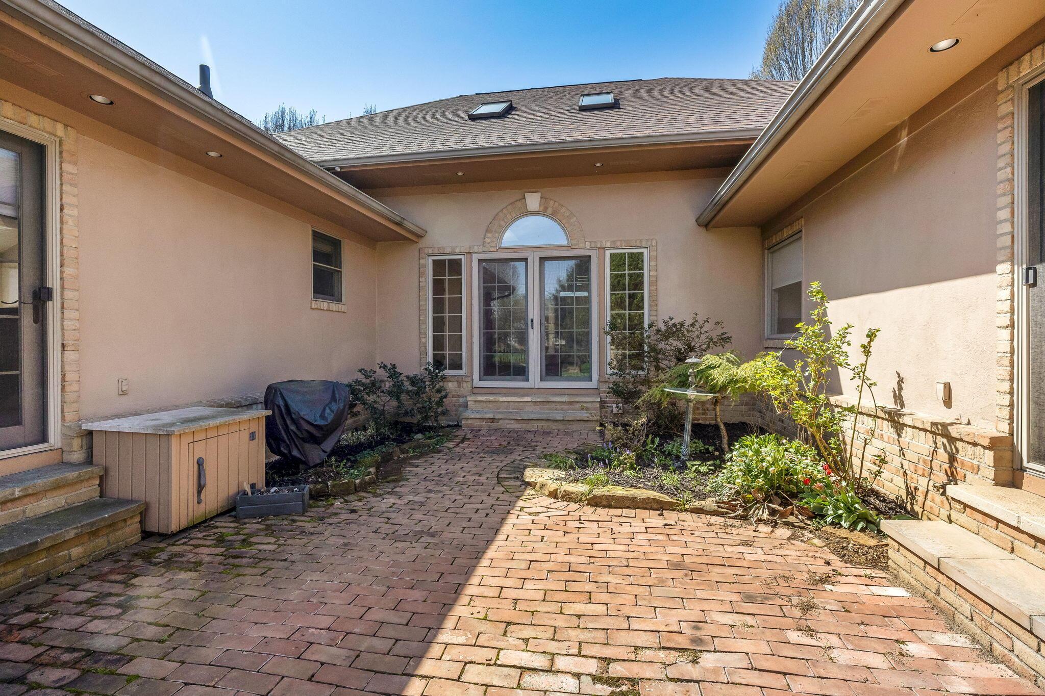 186 Bryn Du Drive, Granville, Ohio image 31