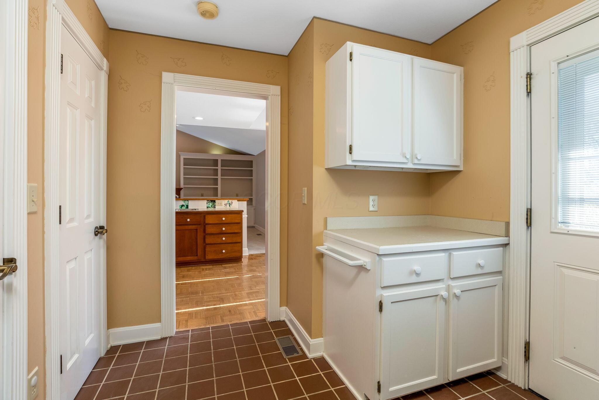 186 Bryn Du Drive, Granville, Ohio image 18