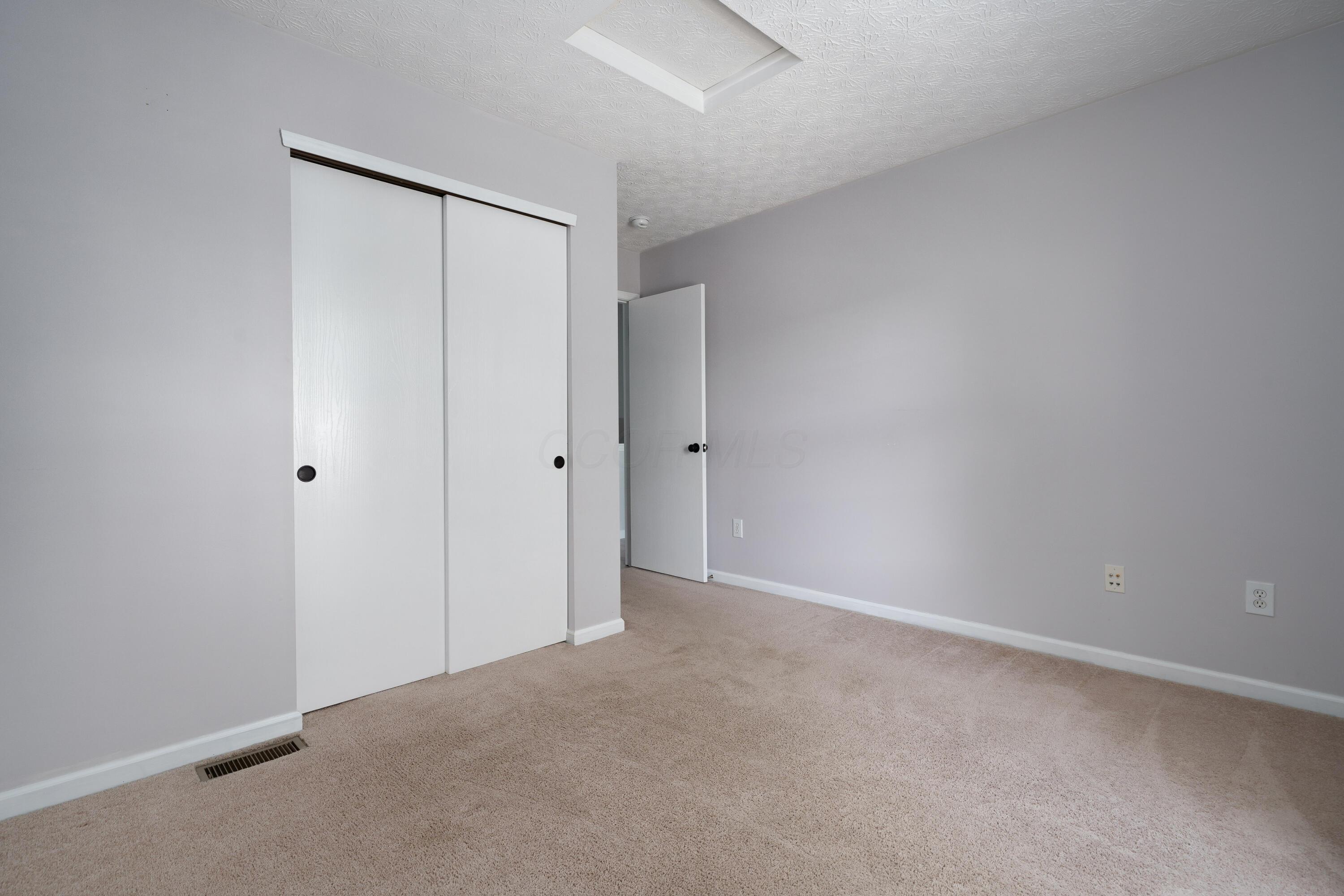 8275 Carano Way, Columbus, Ohio image 29