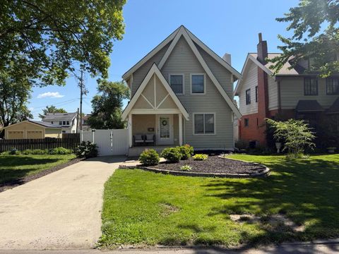 Photo of 46 S Westgate Avenue, Columbus, OH 43204 (MLS # 226016442)