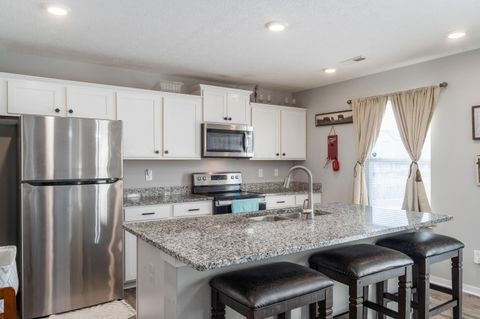 Tiny photo for 395 Jameson Lane, Newark, OH 43055 (MLS # 226002866)