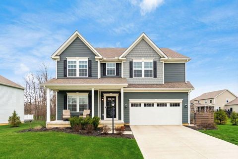 Photo of 4077 Topsail Drive, Lewis Center, OH 43035 (MLS # 226008941)