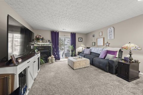 Tiny photo for 6682 Lagrange Drive 48B #48B, Canal Winchester, OH 43110 (MLS # 226003243)
