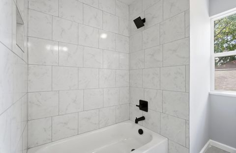 Tiny photo for 103 N Jones Avenue 5 #5, Columbus, OH 43222 (MLS # 226022989)