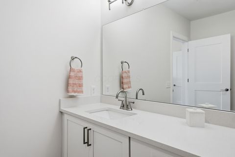 Tiny photo for 5233 Highpointe Lakes Drive 202 #202, Westerville, OH 43081 (MLS # 226017295)