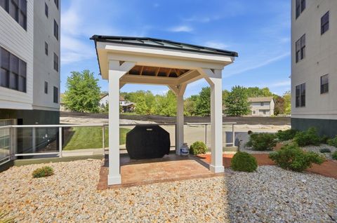 Tiny photo for 5233 Highpointe Lakes Drive 202 #202, Westerville, OH 43081 (MLS # 226017295)