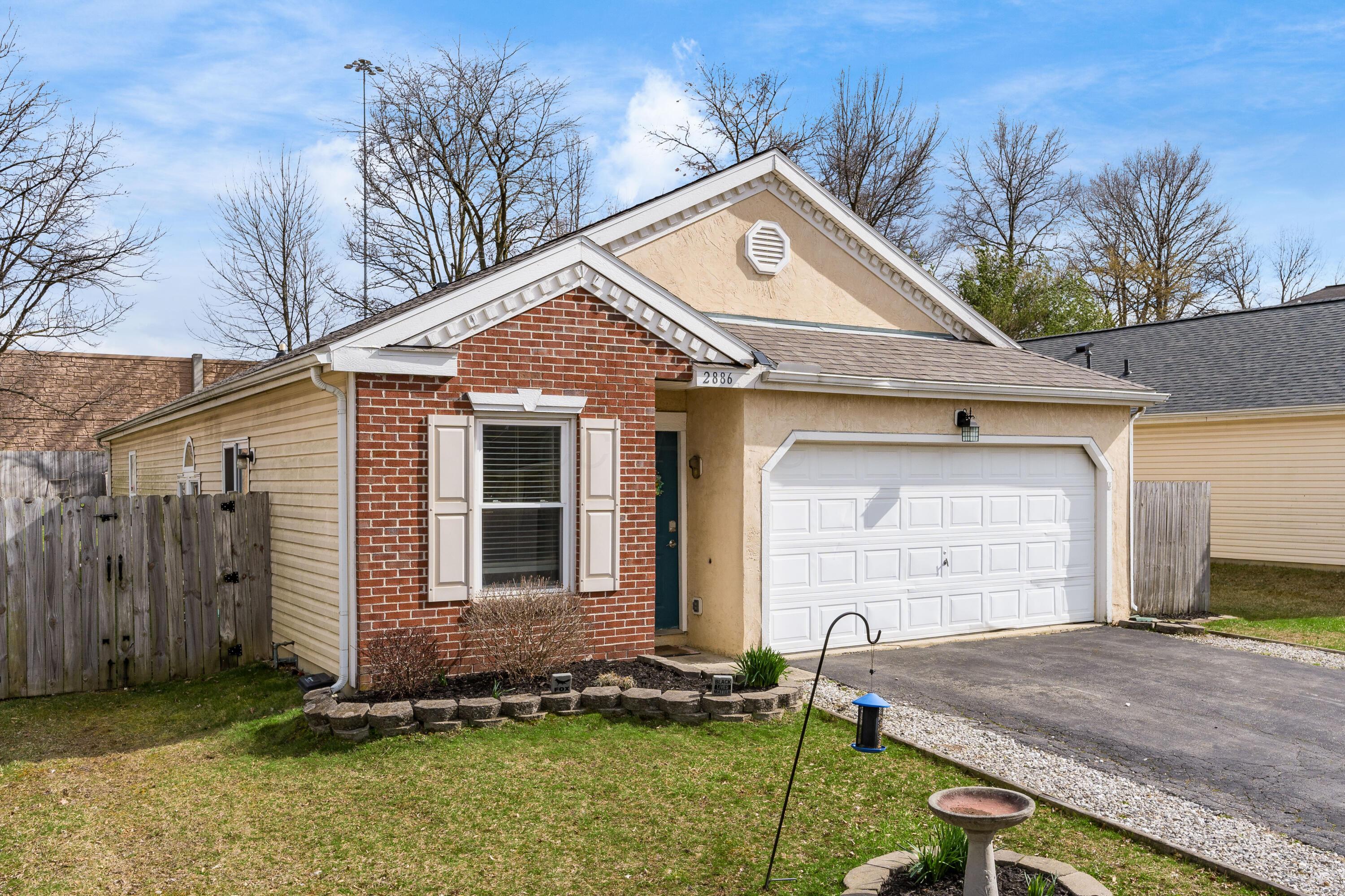 2886 Sussex Pl Drive, Grove City, Ohio image 3