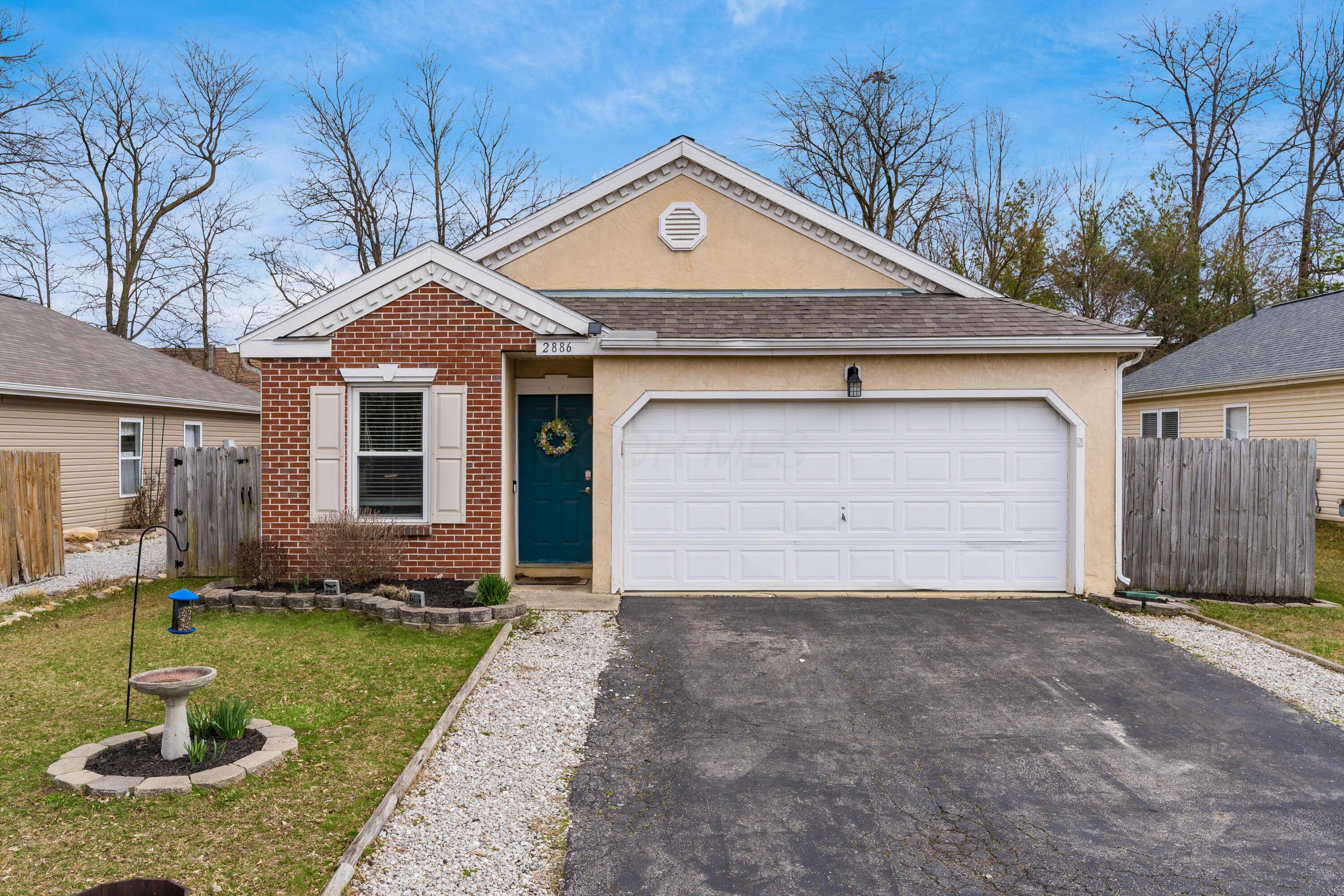 2886 Sussex Pl Drive, Grove City, Ohio image 1