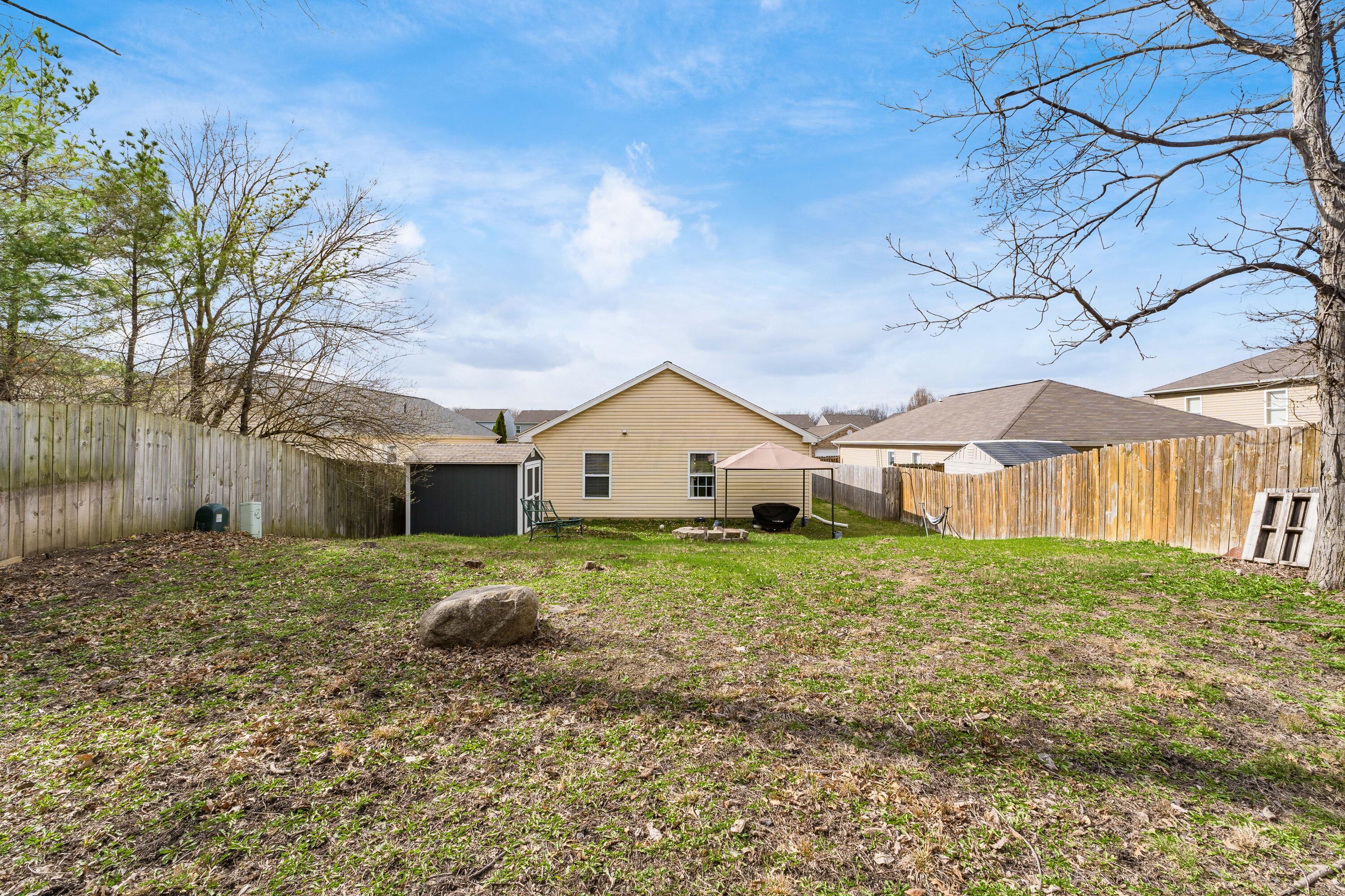 2886 Sussex Pl Drive, Grove City, Ohio image 33