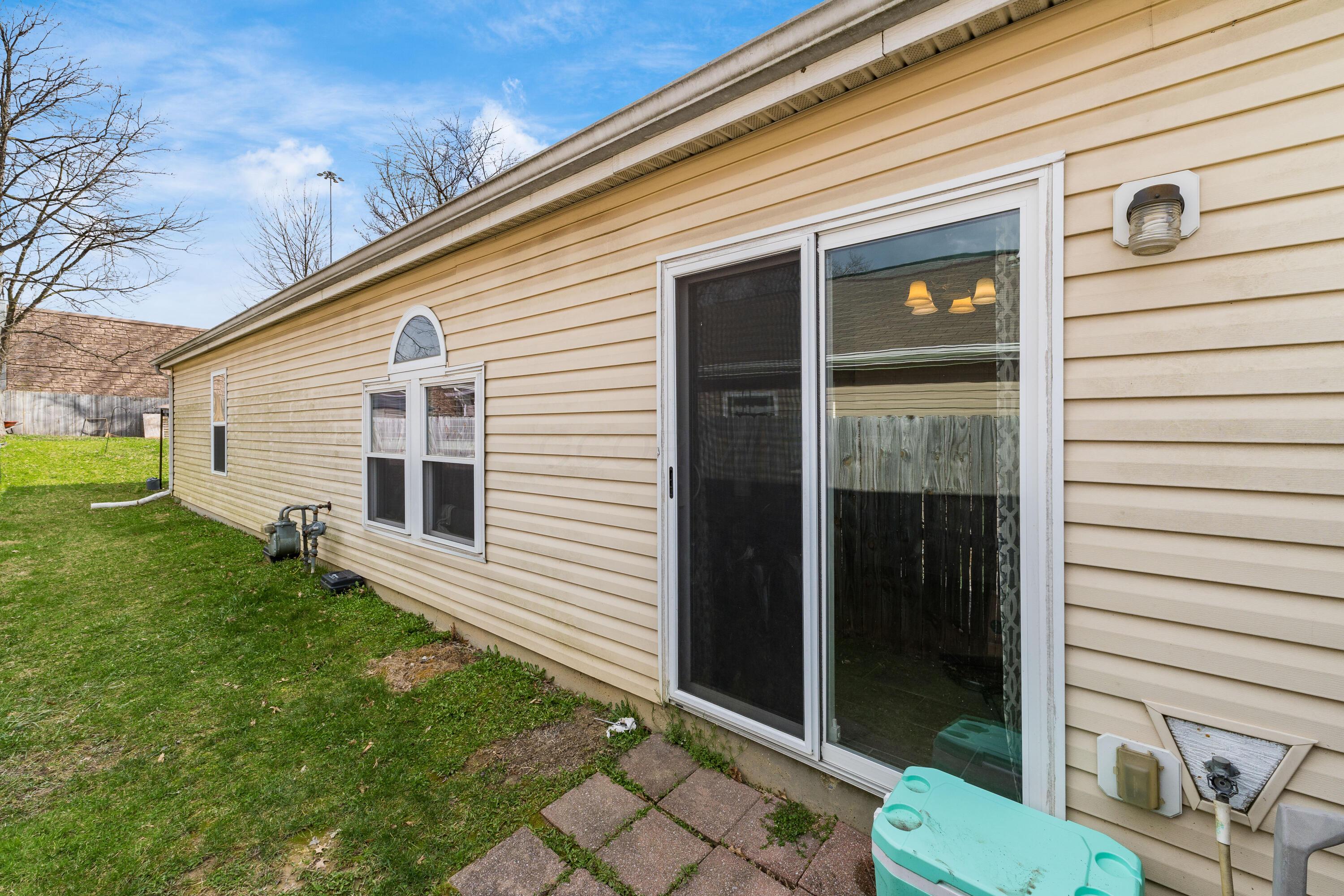 2886 Sussex Pl Drive, Grove City, Ohio image 29