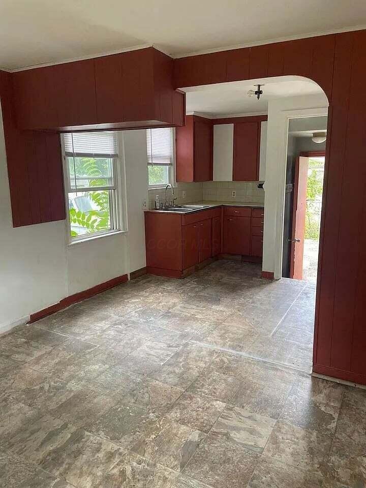 2446 Bretton Place