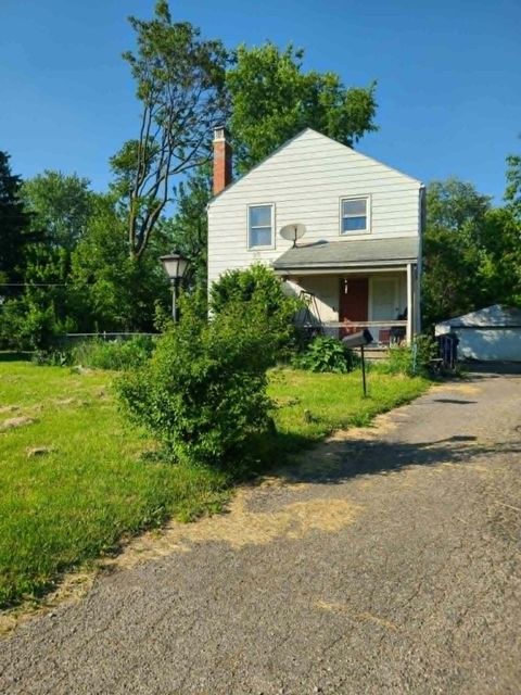Photo of 2446 Bretton Place, Columbus, OH 43211 (MLS # 226018561)