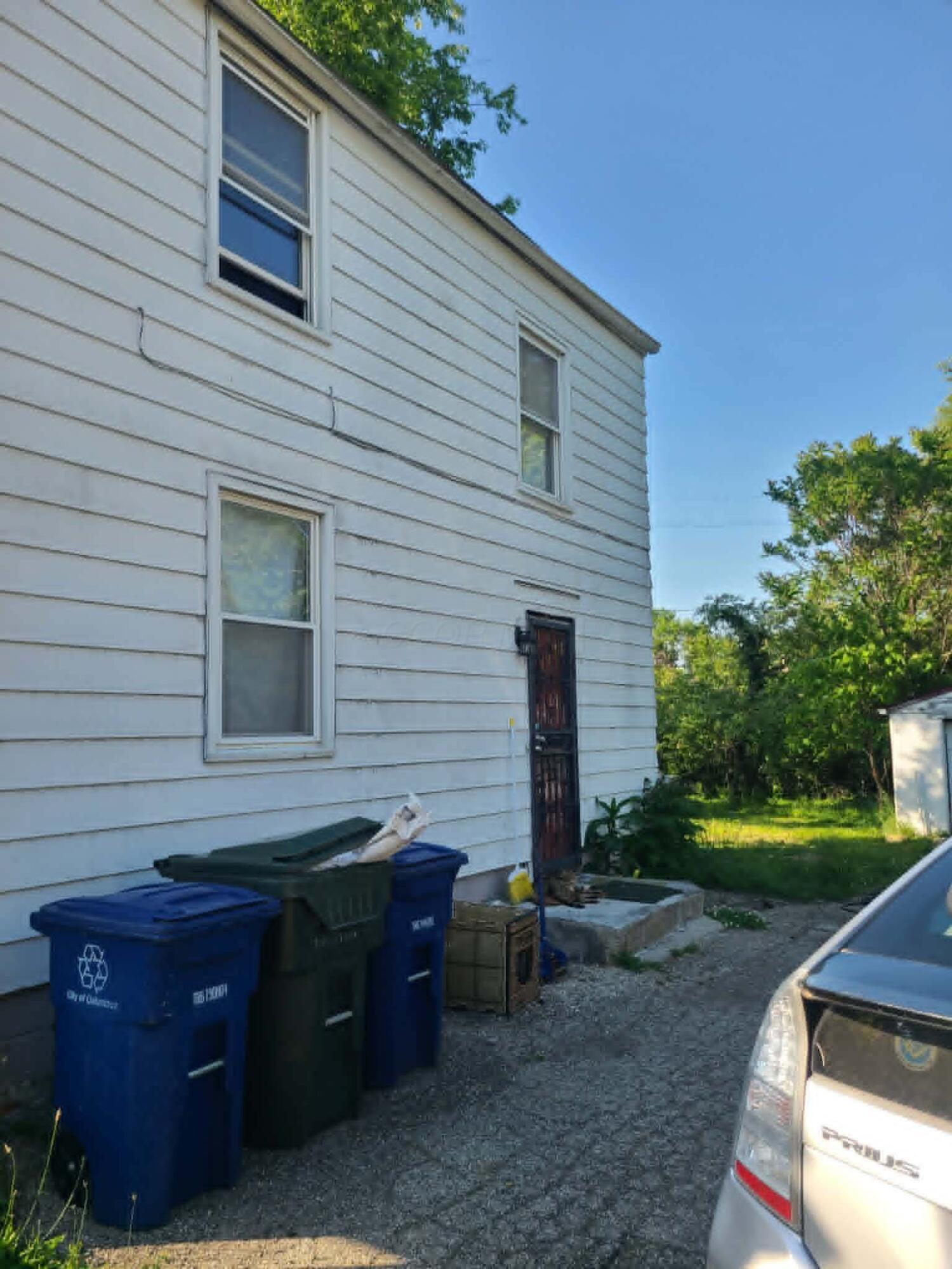 2446 Bretton Place