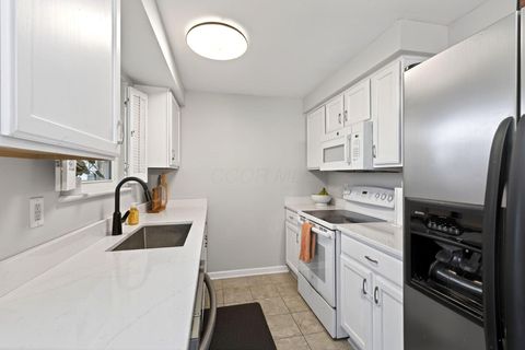 Tiny photo for 6949 Shellcross Drive, Dayton, OH 45424 (MLS # 226000843)