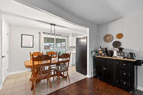 Tiny photo for 6949 Shellcross Drive, Dayton, OH 45424 (MLS # 226000843)