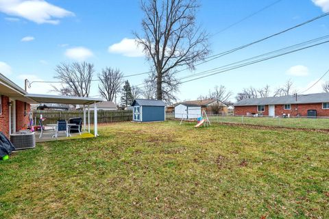 Tiny photo for 6949 Shellcross Drive, Dayton, OH 45424 (MLS # 226000843)