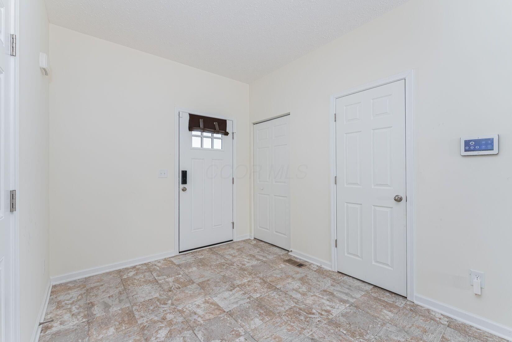 4342 Demorest Road, Grove City, Ohio image 6