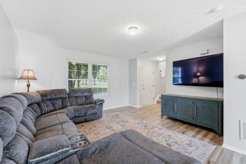 Tiny photo for 1560 Electra Street, Columbus, OH 43240 (MLS # 226027747)